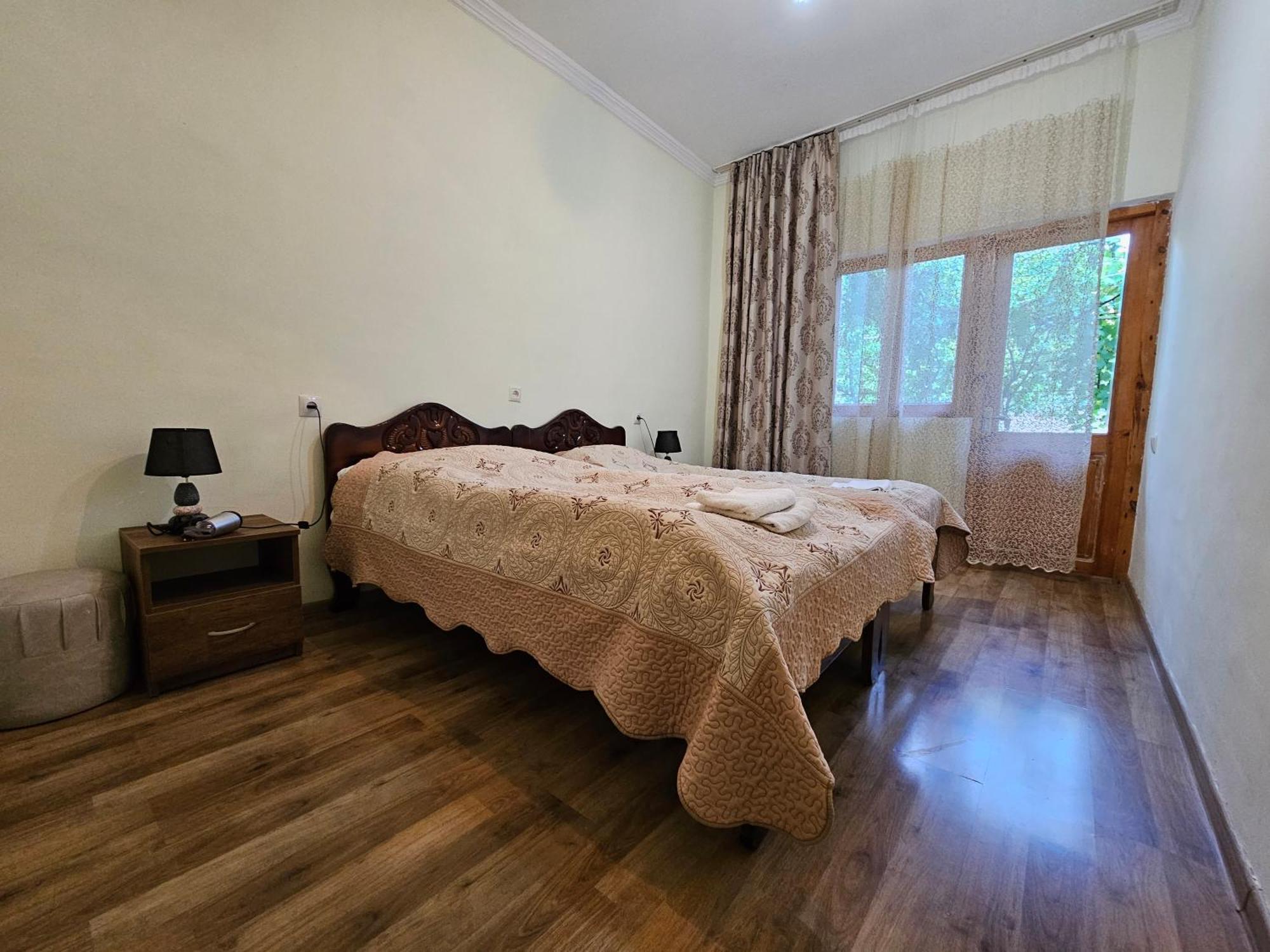 Guest House Aleksandre T'mogvi Ngoại thất bức ảnh